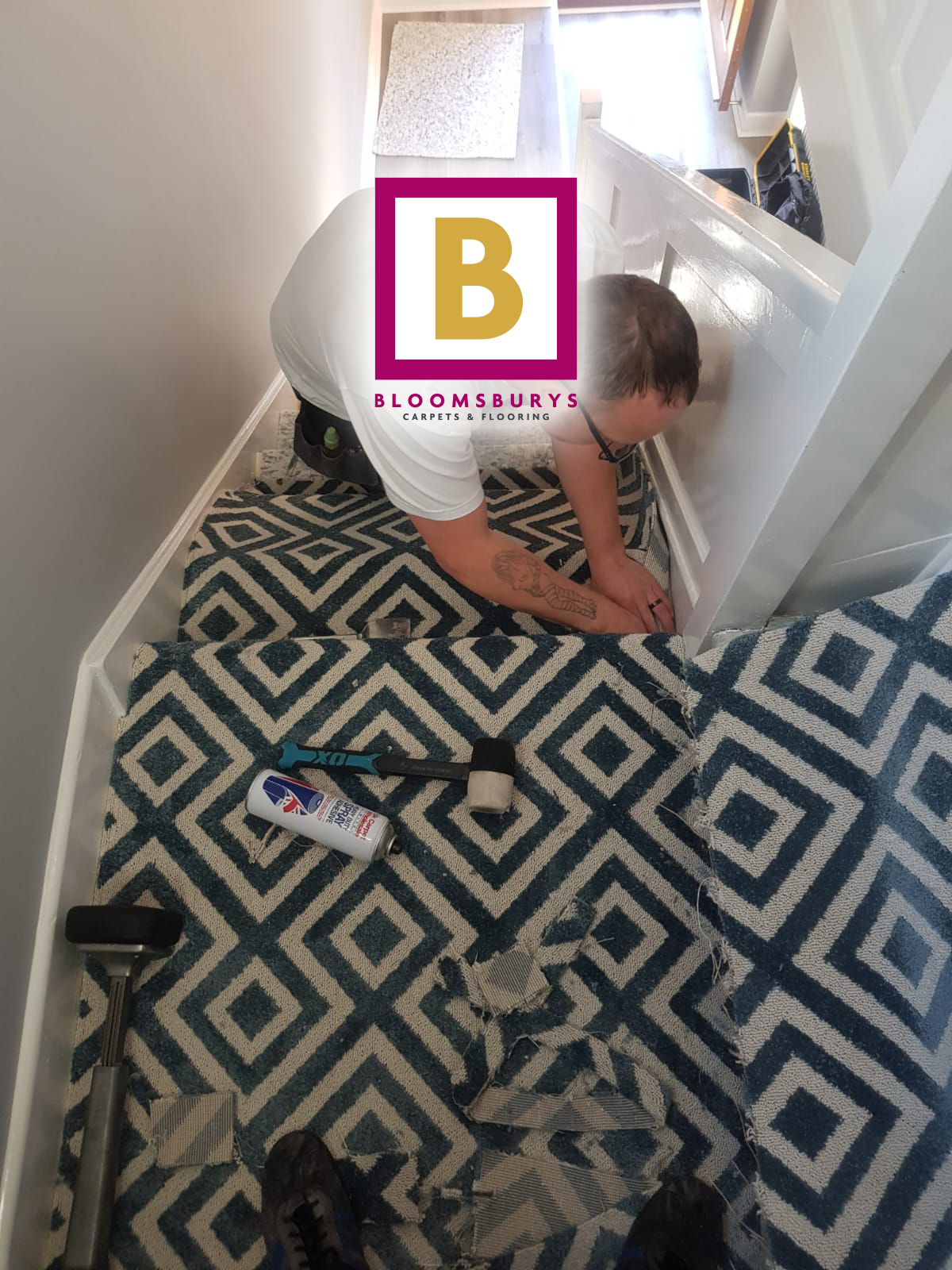 Geometric carpet to stairs