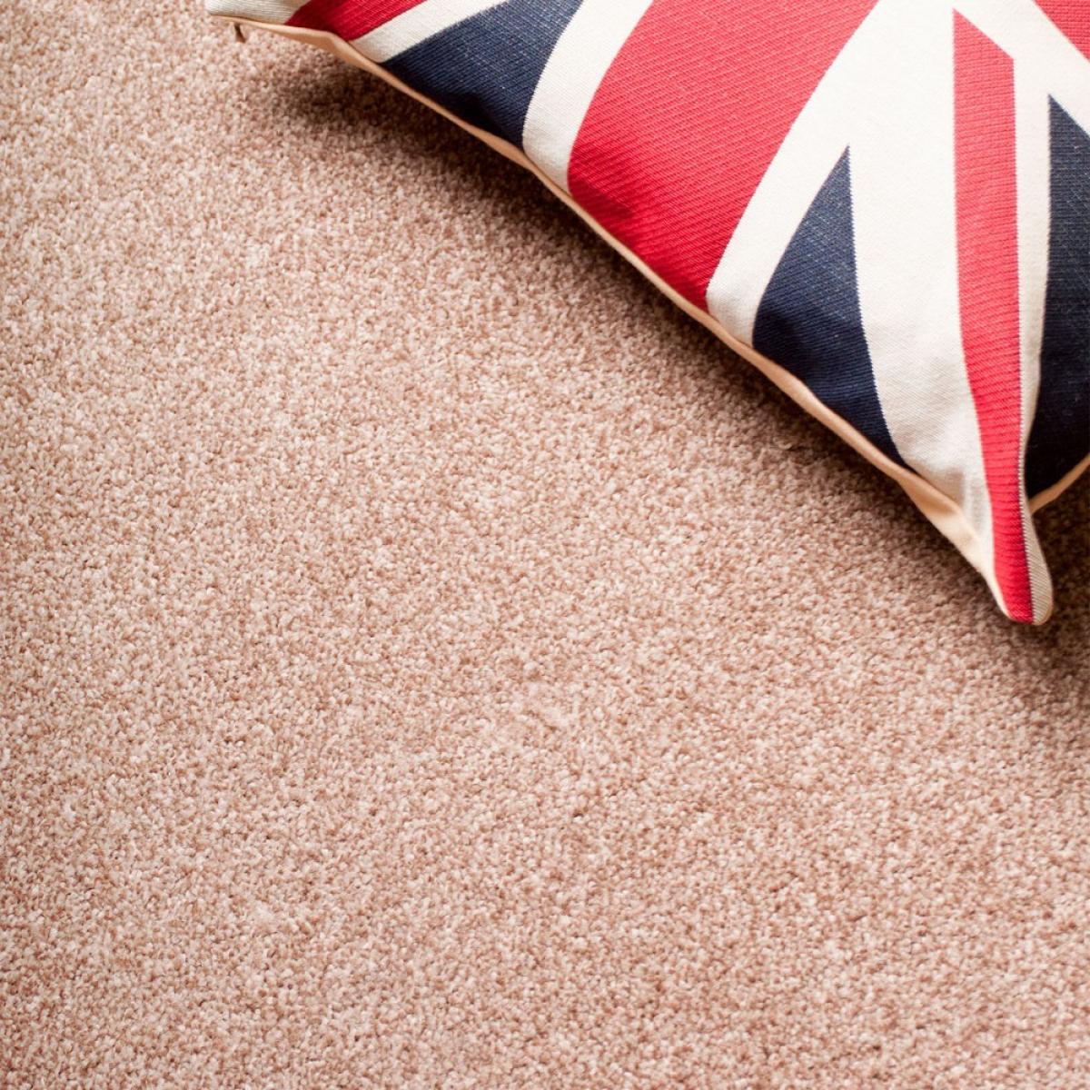 Balta Broadloom Splendid Saxony Range